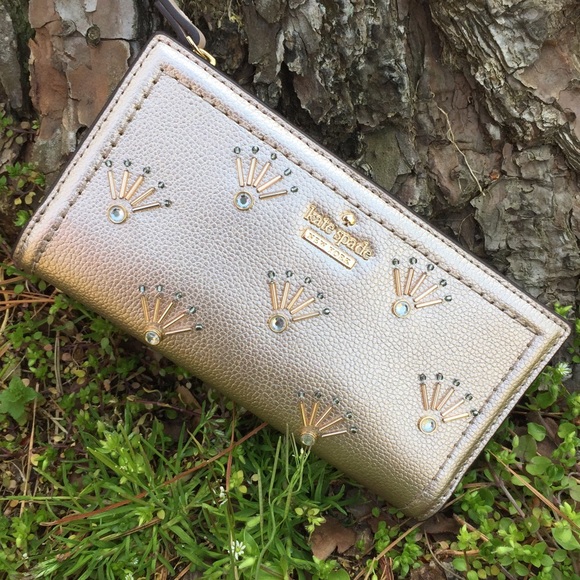 Kate Spade ♠️ Metallic embellished wallet ✨✨ - Picture 1 of 8
